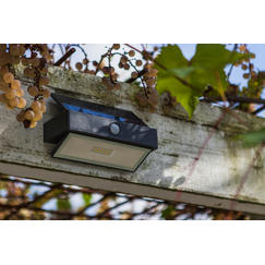 Соларна лампа ARROW PIR сензор Lutec LED 2.3W IP44 6910601335 | Osvetlenieto.bg