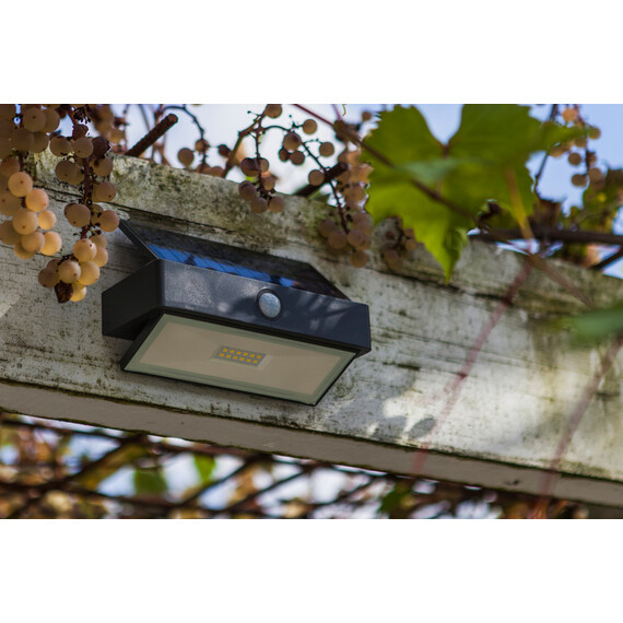 Соларна лампа ARROW PIR сензор Lutec LED 2.3W IP44 6910601335 | Osvetlenieto.bg