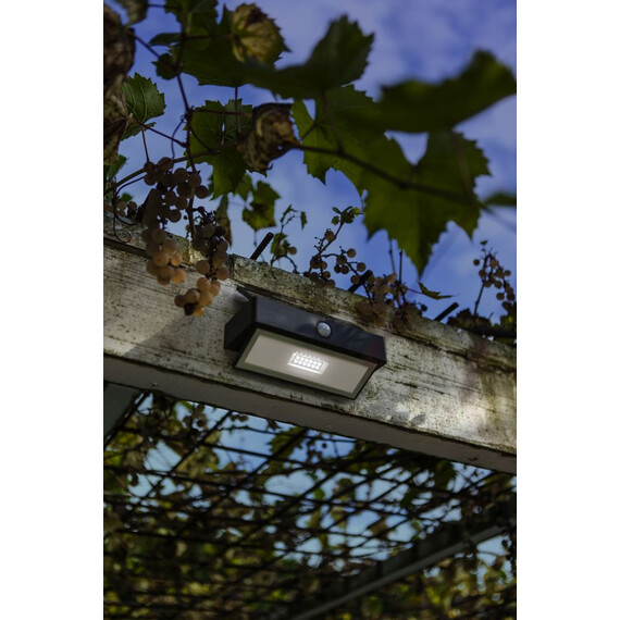 Соларна лампа ARROW PIR сензор Lutec LED 2.3W IP44 6910601335 | Osvetlenieto.bg