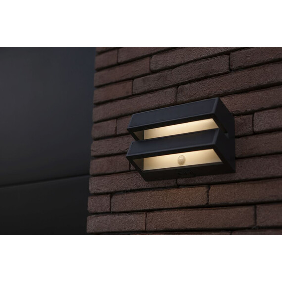 Соларна лампа BARLO PIR сензор Lutec LED 8.2W IP54 6915501335 | Osvetlenieto.bg