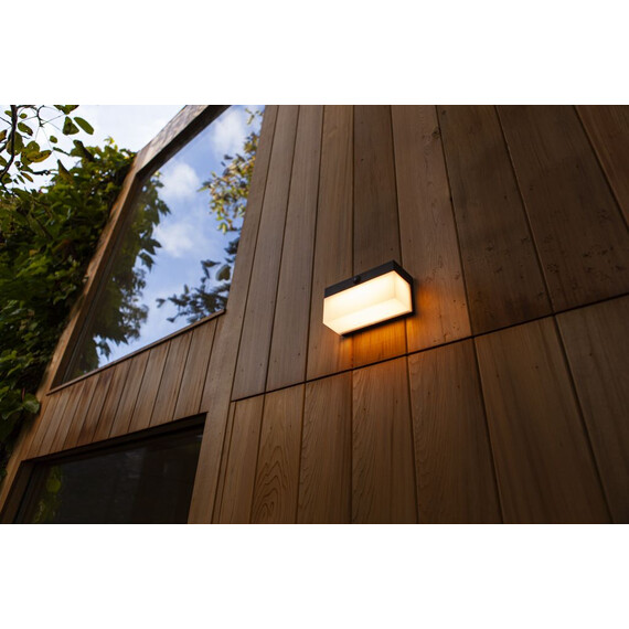 Соларна лампа FRAN PIR сензор Lutec LED 9.7W IP44 6941502330 | Osvetlenieto.bg