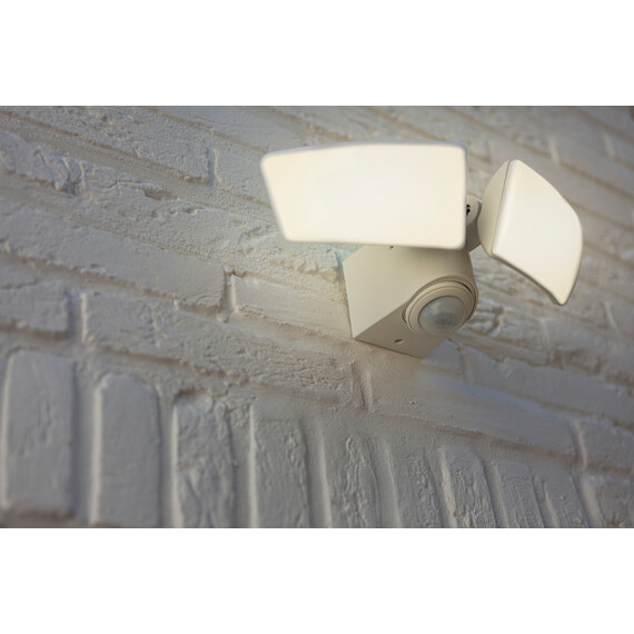 Външна лампа ARTICA PIR сензор Lutec LED 14.5W IP44 7635605331 | Osvetlenieto.bg