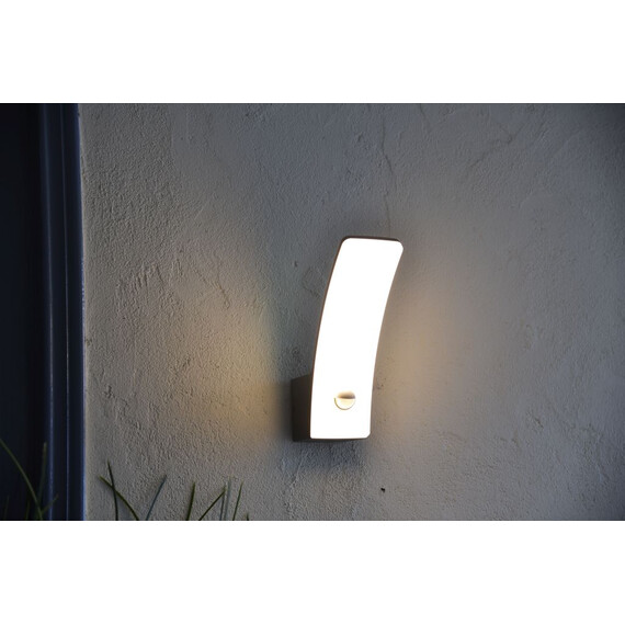 Фасаден аплик KILO PIR сензор Lutec LED 11.5W IP44 5203902335 | Osvetlenieto.bg