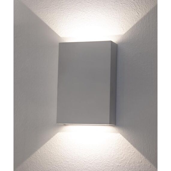 LED Фасаден аплик ZAMBELIS E216 OUTDOOR SCONCE WHITE 4W 3000K | Osvetlenieto.bg LED Фасаден аплик ZAMBELIS E216 OUTDOOR SCONCE WHITE 4W 3000K | Osvetlenieto.bg