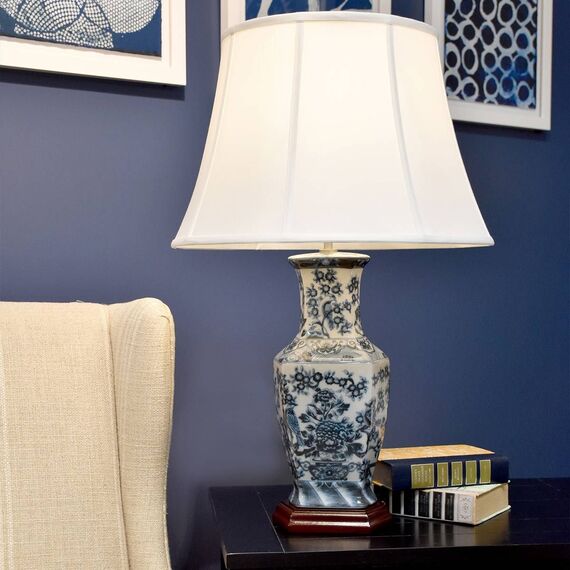 Настолна лампа Blue Hex 1xE27 Blue and White Elstead Lighting BLUE-HEX-TL | Osvetlenieto.bg Настолна лампа Blue Hex 1xE27 Blue and White Elstead Lighting BLUE-HEX-TL | Osvetlenieto.bg