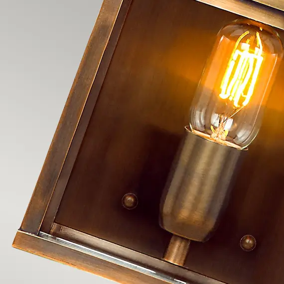 Външен аплик Old Bailey 1xE27 Aged Brass Elstead Lighting OLD-BAILEY-BR | Osvetlenieto.bg