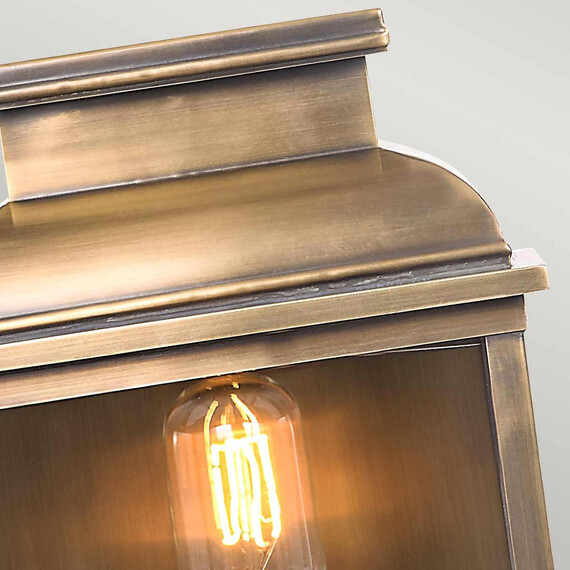 Външен аплик Old Bailey 1xE27 Aged Brass Elstead Lighting OLD-BAILEY-BR | Osvetlenieto.bg
