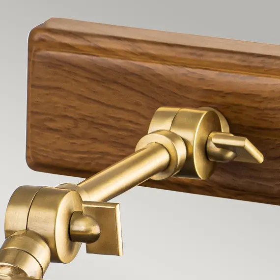 Аплик за картина Winchfield 2xE14 Medium Aged Brass & Oak Effect Elstead Lighting WINCHFIELD-PLM-AB-OAK | Osvetlenieto.bg